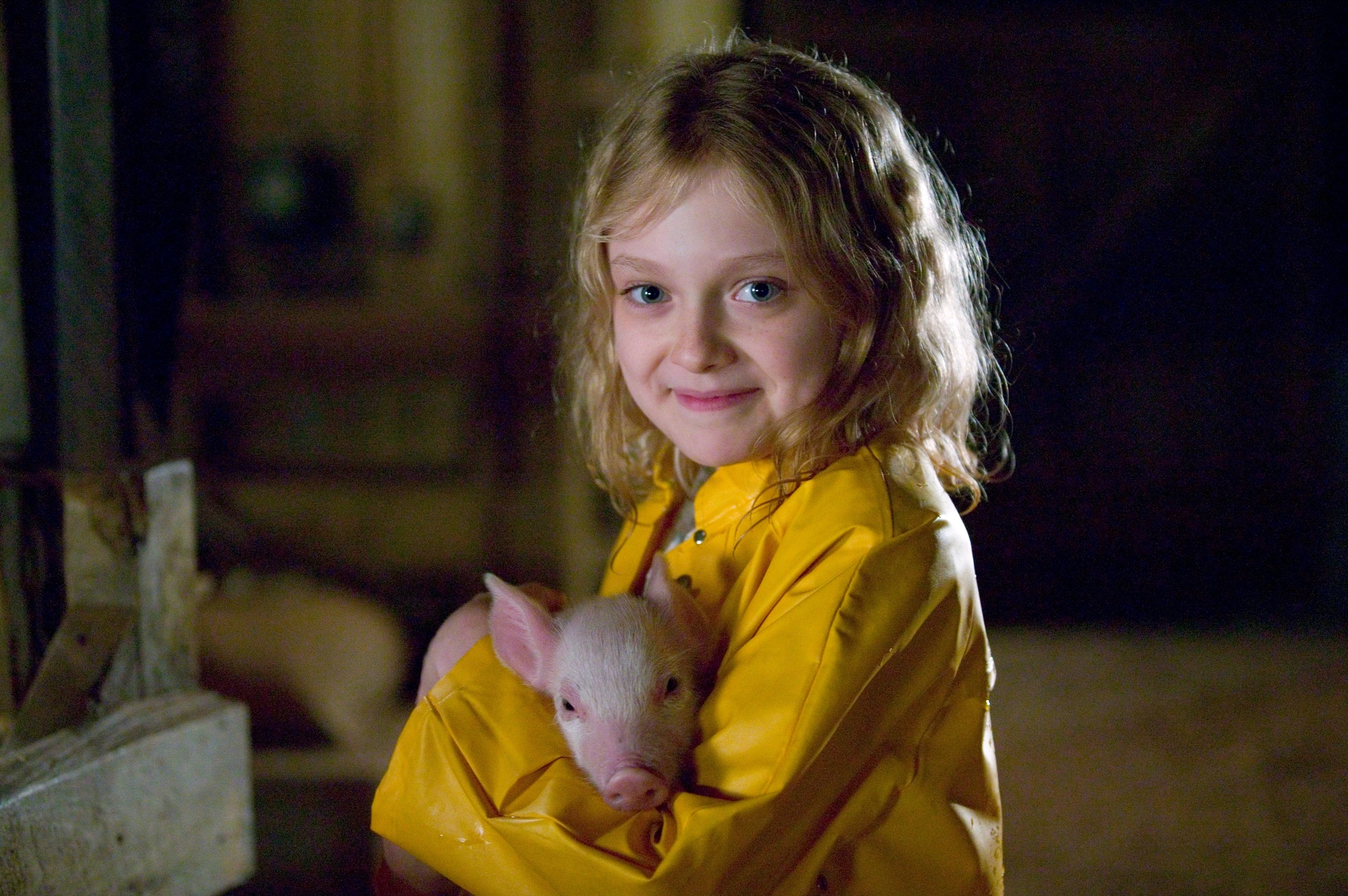 Dakota Fanning and Dominic Scott Kay in Charlotte's Web (2006)