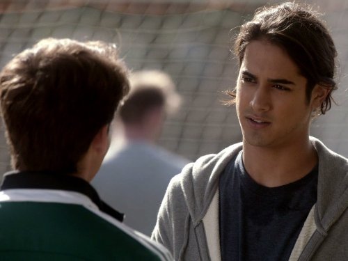 Avan Jogia in Twisted (2013)