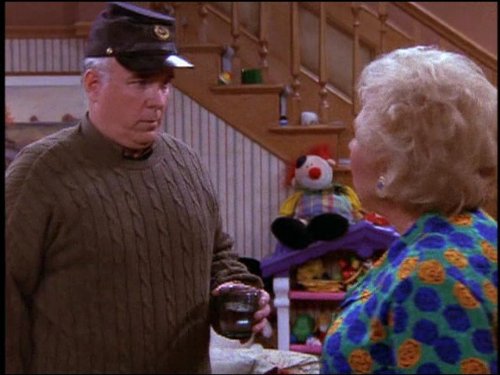 Doris Roberts and John F. O'Donohue in Everybody Loves Raymond (1996)