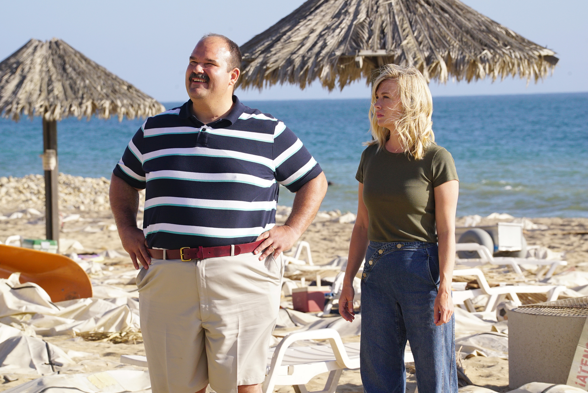 January Jones and Mel Rodriguez in The Last Man on Earth (2015)