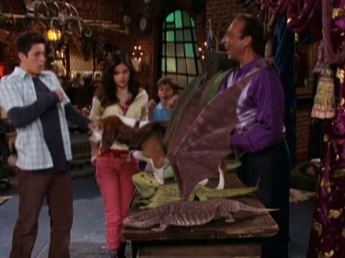 Taylor Negron, David Henrie, and Selena Gomez in Wizards of Waverly Place (2007)