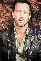 Alex O'Loughlin