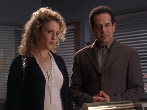 Tony Shalhoub and Bitty Schram in Monk (2002)