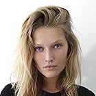 Toni Garrn