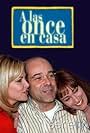 Carmen Maura, Ana Obregón, and Antonio Resines in A las once en casa (1998)