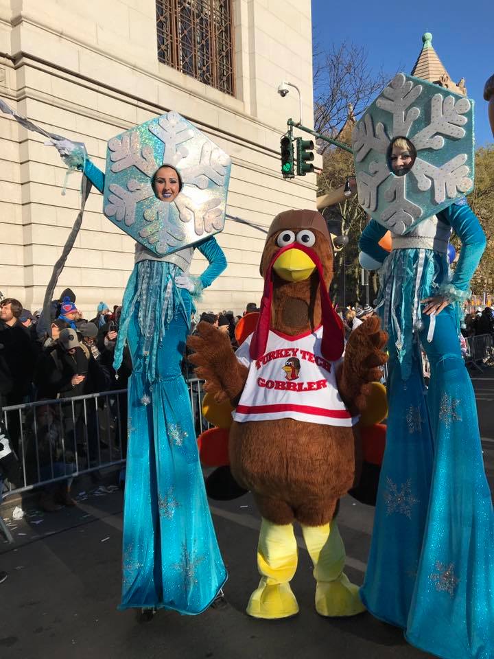 Amber Geary and Chelsea Barker in 91st Macy's Thanksgiving Day Parade (2017)