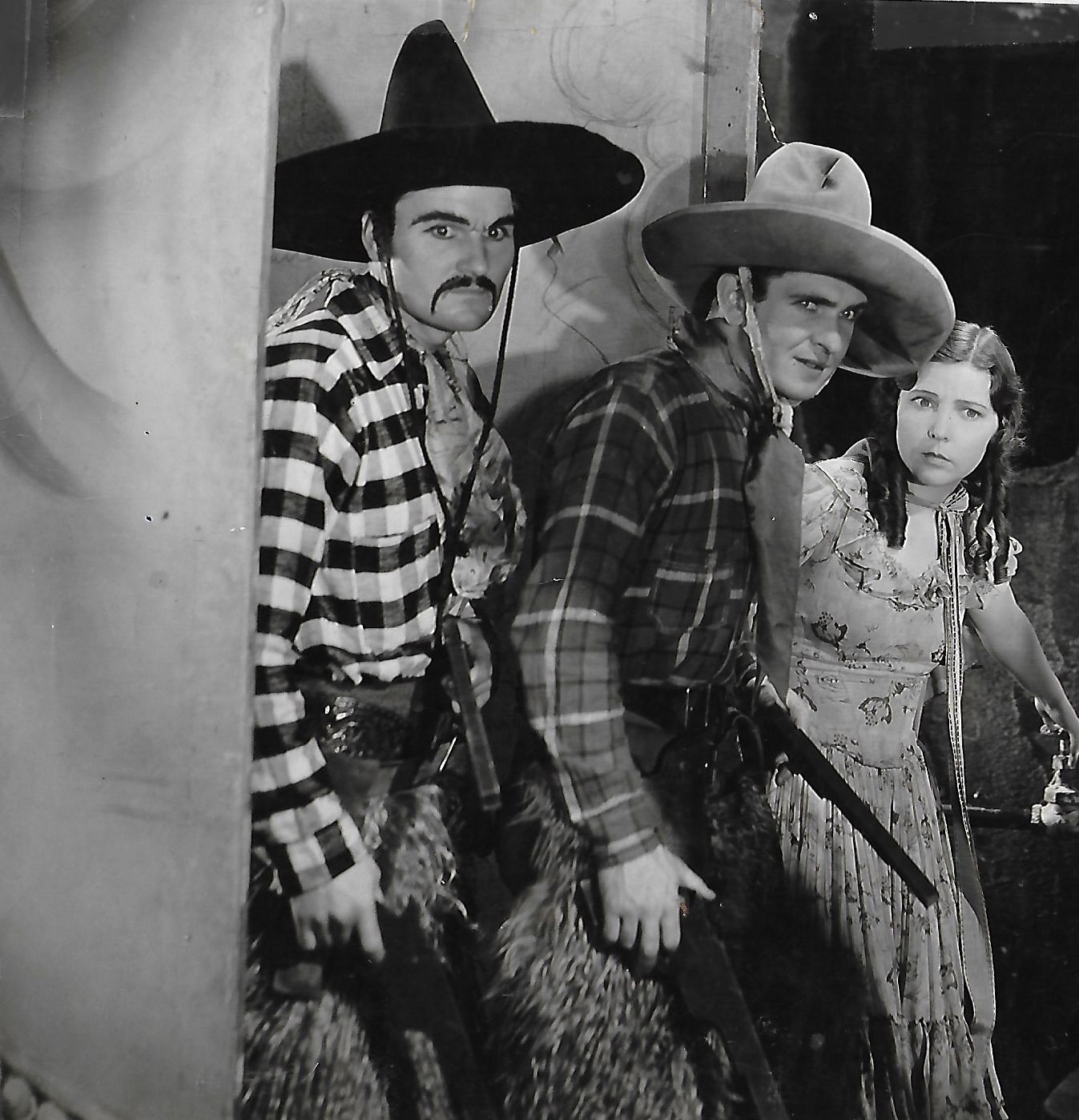 Barbara Luddy, Perry Murdock, and Bob Steele in Headin' North (1930)