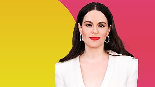 Emily Hampshire Reveals What She Stole From the Set of "Schitt's Creek"