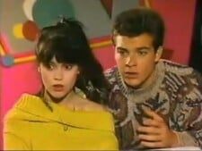 Alyssa Milano and Jason Bateman, the hosts of the TV special Mario Ice Capades.