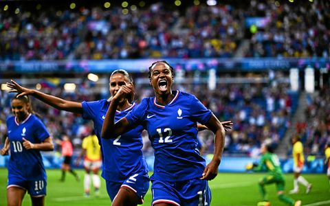 Marie-Antoinette Katoto et les Bleues ont bien démarré leur tournoi, ce jeudi soir. (Photo Olivier Chassignole/AFP)