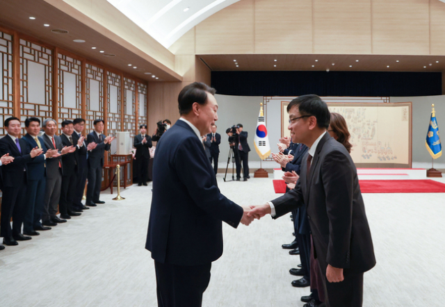 취임 100일 최상목, 수출·고용회복…'총선 후 진짜 실력 발휘'