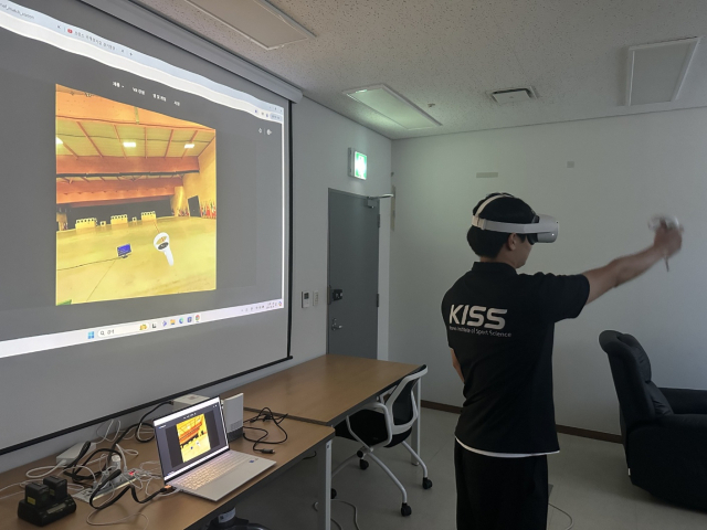 한국스포츠정책과학원은 파리 올림픽 사격 종목이 치러지는 샤토루 경기장을 VR(가상현실)로 그대로 옮겨 선수들의 적응을 지원하고 있다. 사진 제공=한국스포츠정책과학원