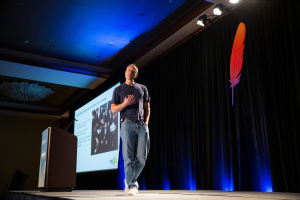 The Linux Foundation hosts its ApacheCon and Apache: Big Data conference at InterContinental Miami in Miami, Florida, on May 16 through May 17, 2017. (Stan Olszewski/SOSKIphoto)