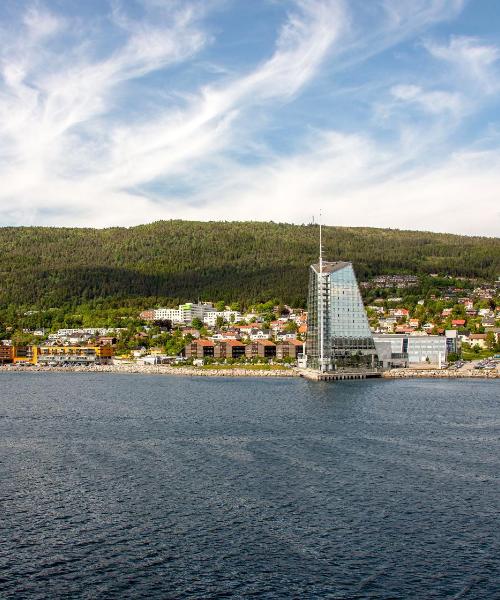 Kaunis näkymä kaupunkiin Molde