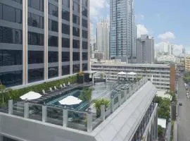 Aira Hotel Bangkok Sukhumvit 11, hótel í Bangkok