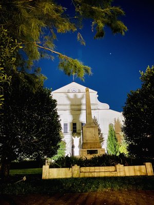 Photo of St Louis Cathedral - New Orleans, LA, US. Touchdown Jesus