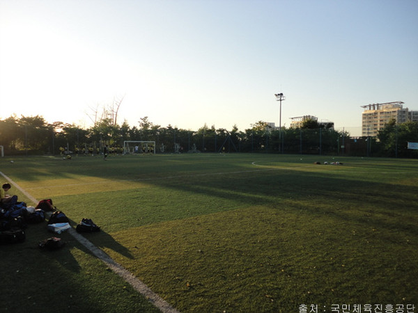 방배배수지체육공원 축구장