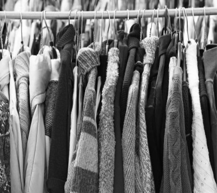 clothes_flea_market-300x216_2x_edited.png