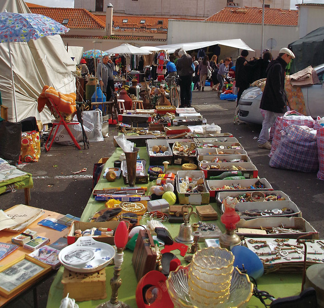 여자 도둑 시장(Feria da Ladra)