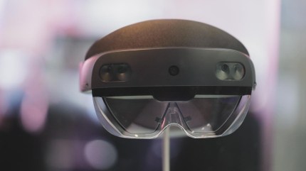 Microsoft HoloLens 2 discontinued with no successor in sight