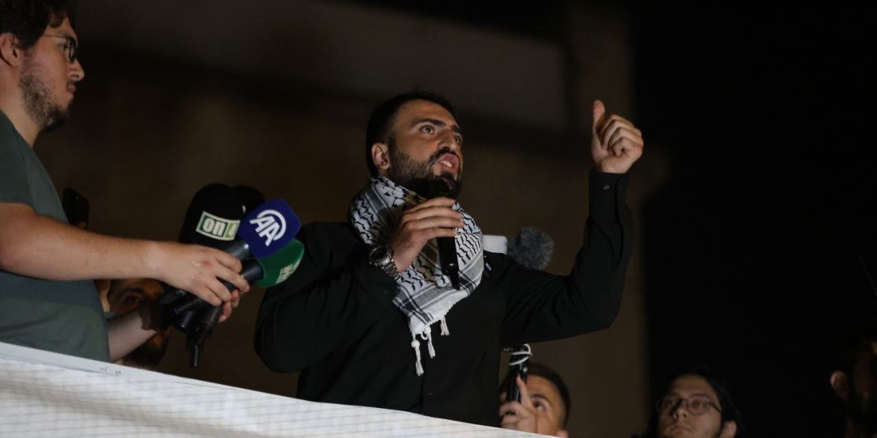 ?smail Behe?ti gives a speech on July 31, 2024, during a pro-Palestine march in Istanbul.