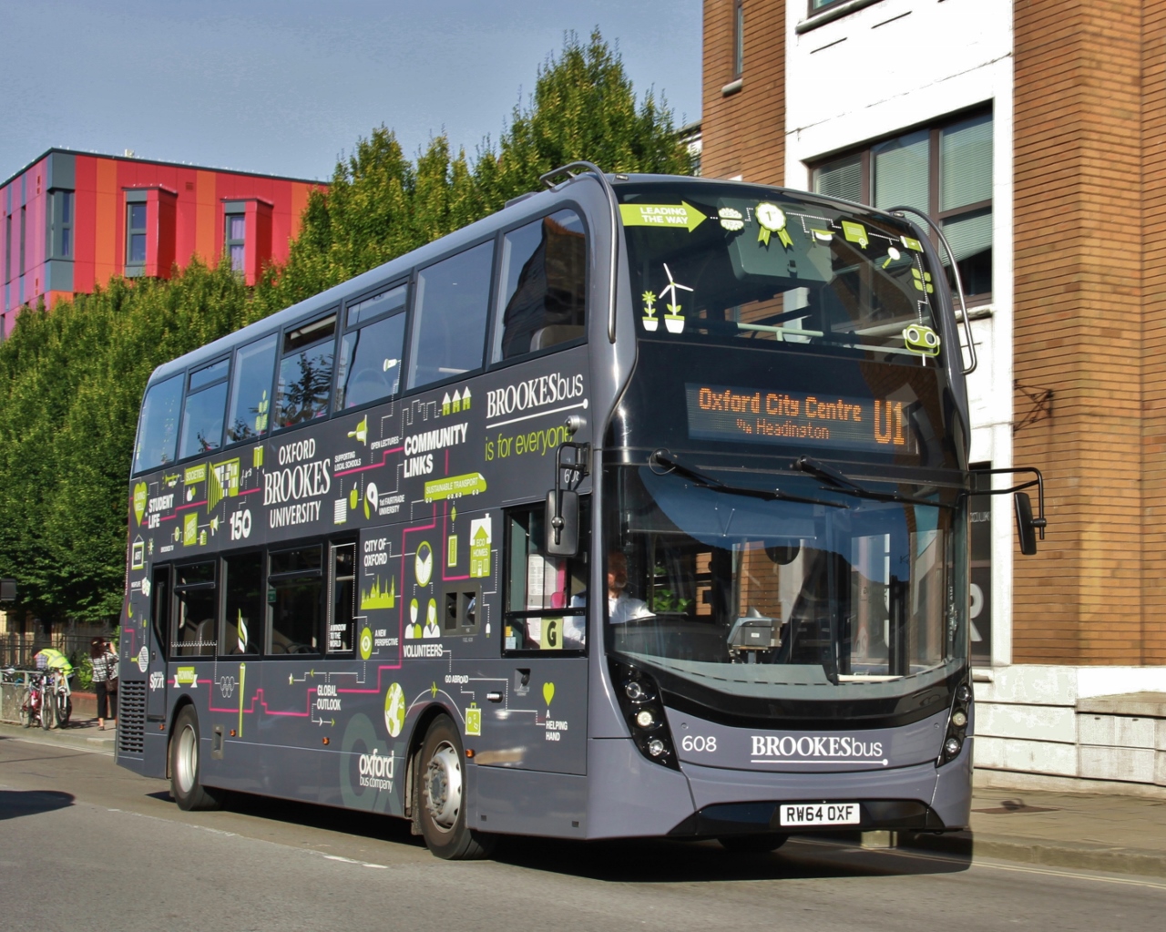 AlexanderDennis Enviro400 MMC RW64 OXF Oxford.jpg