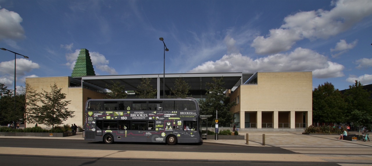 AlexanderDennis Enviro400 MMC UK14 OXF Oxford FrideswideSq.jpg