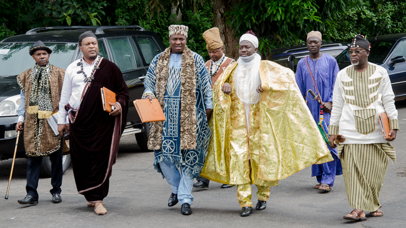 File:Parade des dignitaires.jpg