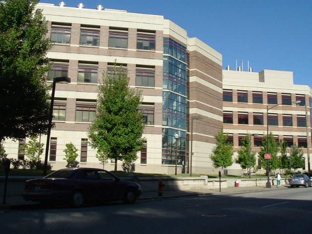 File:University of Louisville Baxter Research Building.jpg