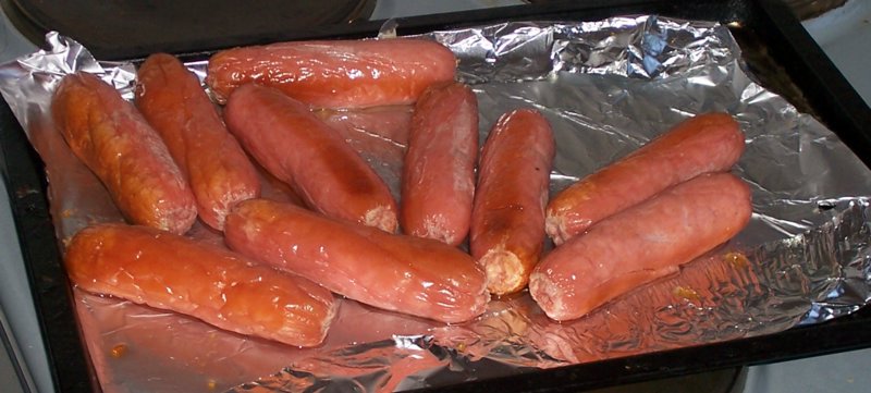 File:Tray-of-sausages.jpg