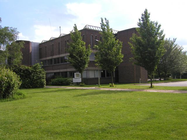 File:University of Reading, Bulmershe Court. - geograph.org.uk - 2806.jpg