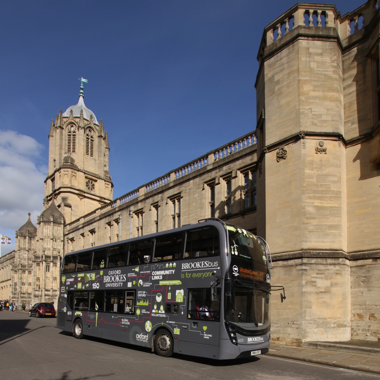 AlexanderDennis Enviro400 MMC SM64 OXF Oxford StAldates.jpg