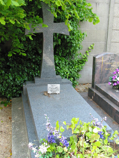 File:Andrei Sinyavsky's grave.jpg