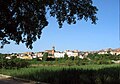 Vista parcial de Torrebaja (Valencia), desde la ribera del Turia.