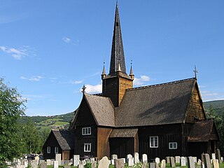 English: Vågå church - erected 17th c from stave church remains