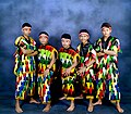 File:Baju Adat Suku Tolaki Sulawesi Tenggara.jpg