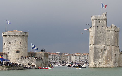 Cliff Diving in La Rochelle, World series Tour, May 2010