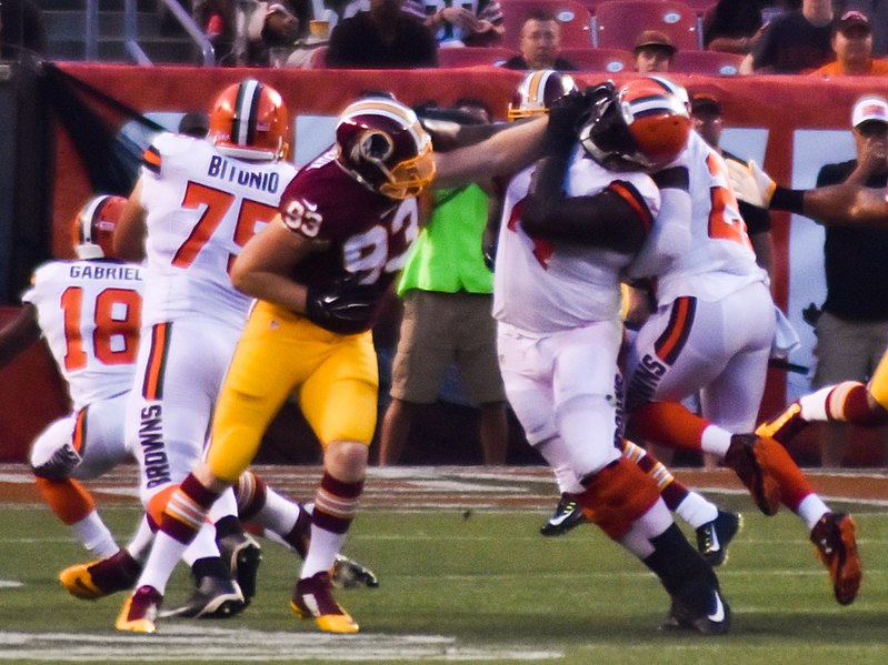 File:Cleveland Browns vs. Washington Redskins (20394219698).jpg