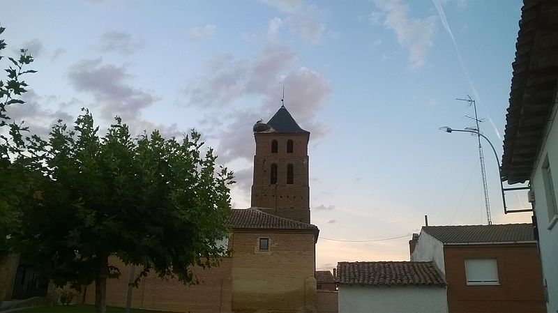 File:Iglesia de Calzada del Coto.jpg