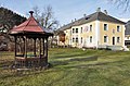 English: South view with gazebo Deutsch: Süd-Ansicht mit Garten-Pavilion