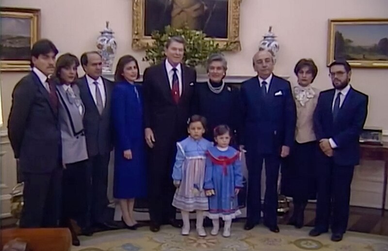 File:Reagan with Mosquera Chaux.jpg