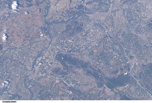 Rhône, Beaucaire, Les Alpilles (mountains in agricultural landscape, view from ISS)