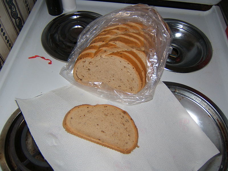 File:Rye bread.JPG