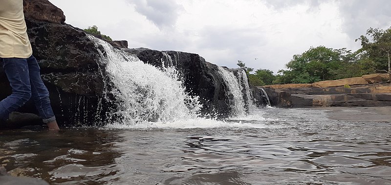 File:Kambadaga Pita.jpg