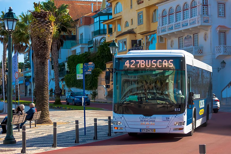 File:Scotturb 612, Cascais. 03-20.jpg