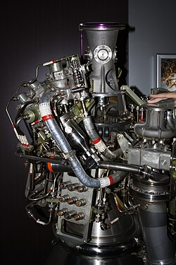 Rocket engine HM7B