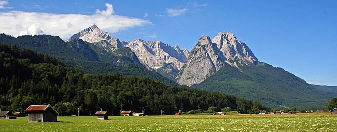 Alpspitze, a mountain in Wetterstein, and valley Höllental, Loisachtal und Waxensteinkette,