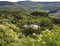 Luza Aqua Fets, un piccolo lago naturale presso Greci, un borgo della minoranza albanese