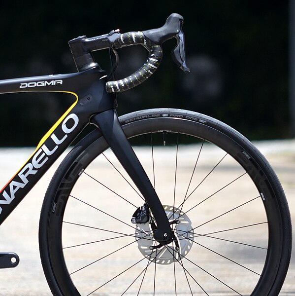 File:Pinarello Dogma F10 Disc - 48056775062.jpg