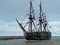 Ship coming into Yarmouth